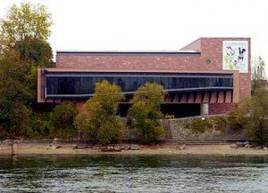 Museum-Jean-Tinguely-Botta